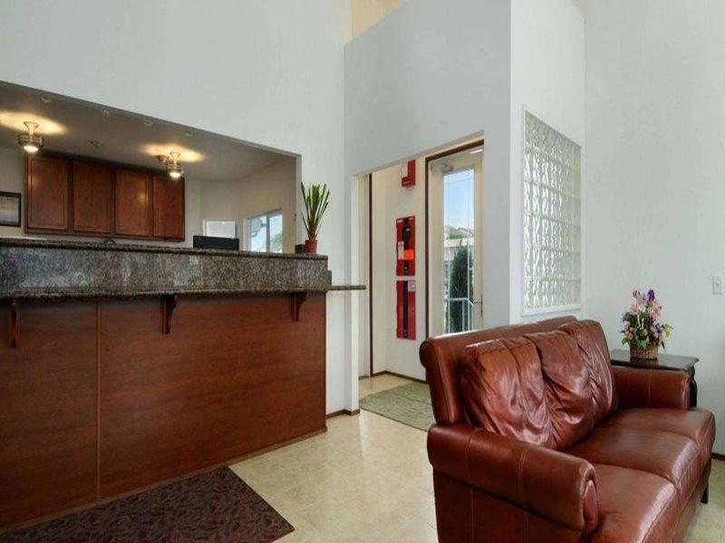 Knights Inn & Suites Seatac Airport Tukwila Bagian luar foto