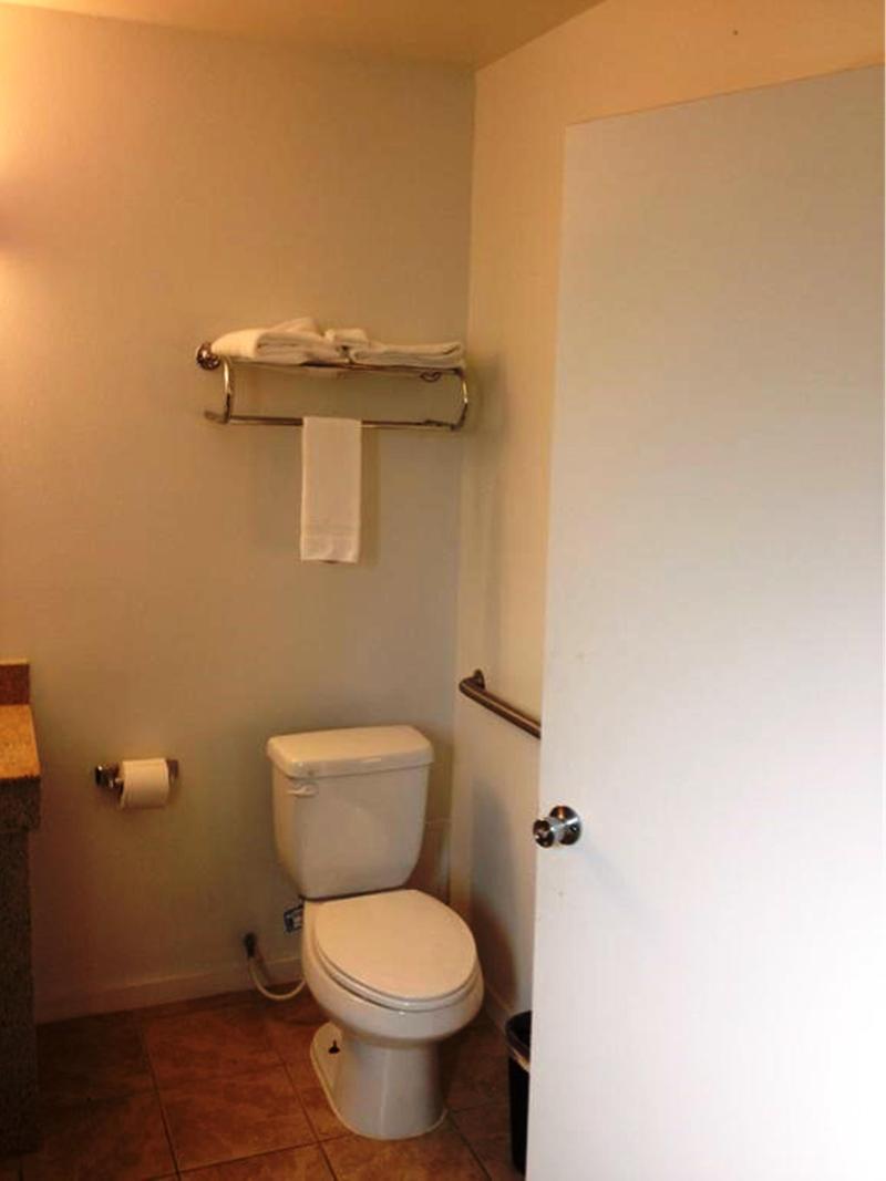 Knights Inn & Suites Seatac Airport Tukwila Bagian luar foto
